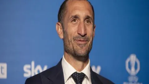 西岸主场王期号分析：专家解读客军客场战绩走势