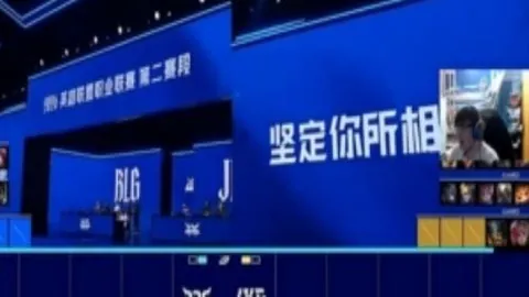 “校园足球实践：亚洲足球展望学校的创新举措”